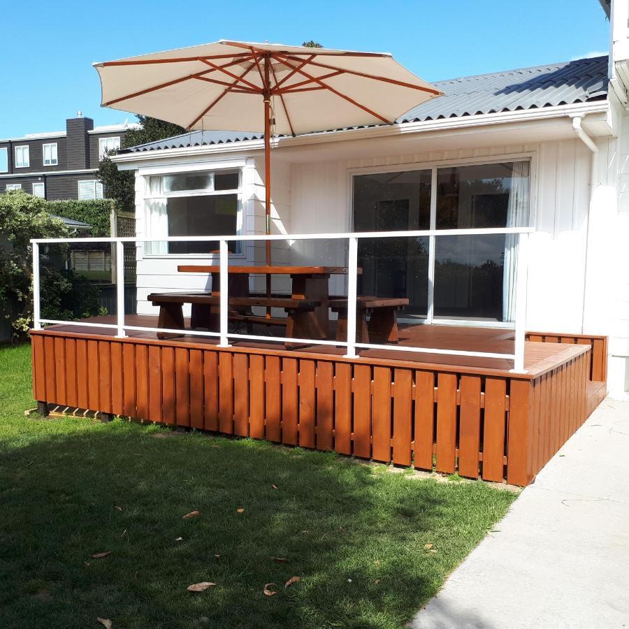 Guest House On Plummers Point Tauranga Exterior photo